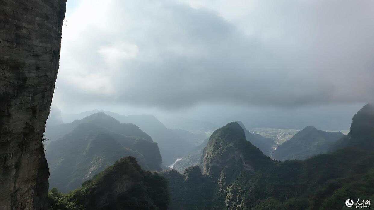 热点生活 第20页